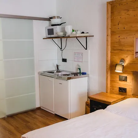 Hotel Bruckmuehle 2*