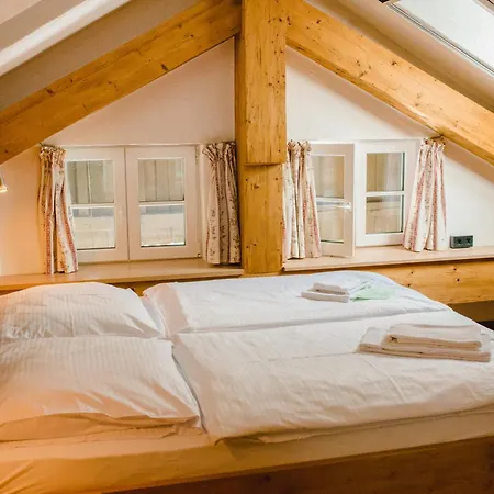 Bruckmuehle Hotel Valley