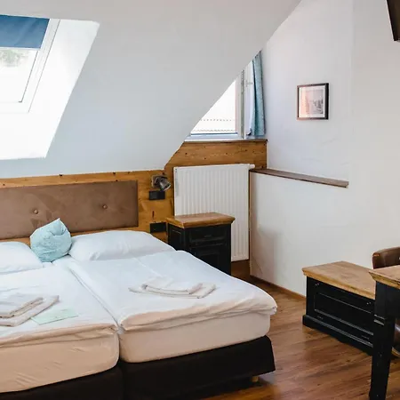 Bruckmuehle Hotel 2*